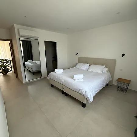 New Apartment, 3 Bedrooms, Sea View