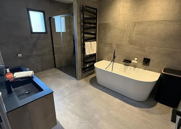 Apartamento New Apartment, 3 Bedrooms, Sea View