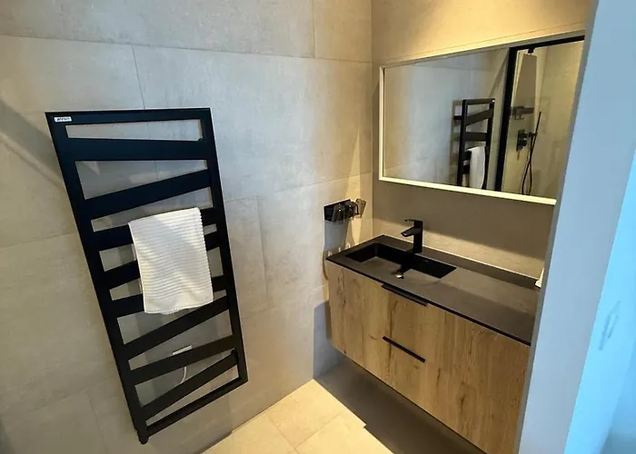 New Apartment, 3 Bedrooms, Sea View