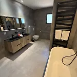 New Apartment, 3 Bedrooms, Sea View Porto-Vecchio (Corsica)