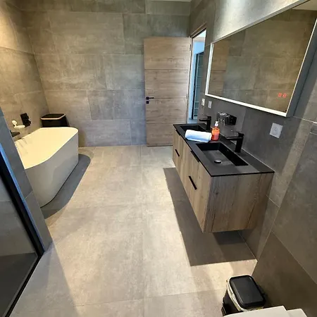 New Apartment, 3 Bedrooms, Sea View Διαμέρισμα Πόρτο Βέκιο