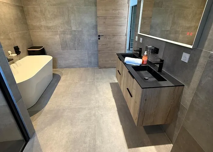 New Apartment, 3 Bedrooms, Sea View Διαμέρισμα Πόρτο Βέκιο