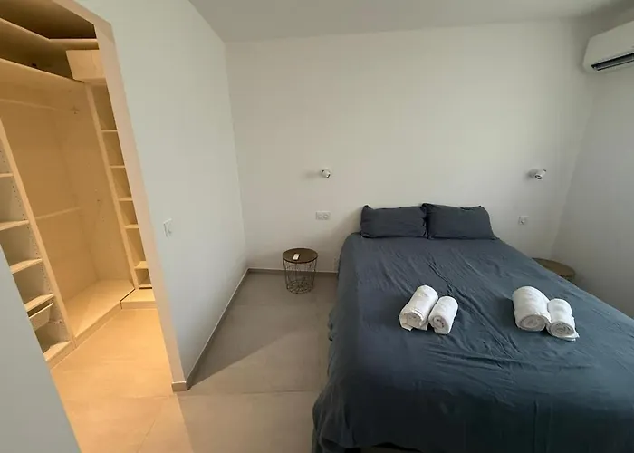 New Apartment, 3 Bedrooms, Sea View * Πόρτο Βέκιο
