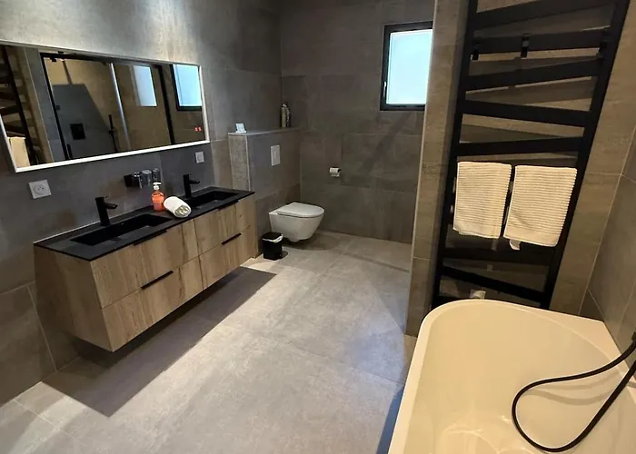 New Apartment, 3 Bedrooms, Sea View Πόρτο Βέκιο